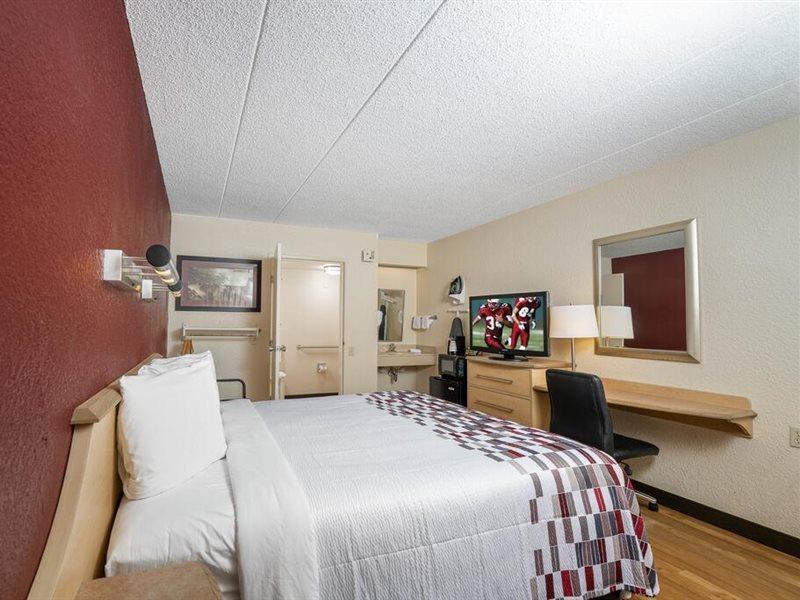 Red Roof Inn Tampa Fairgrounds - Casino Mango Bagian luar foto