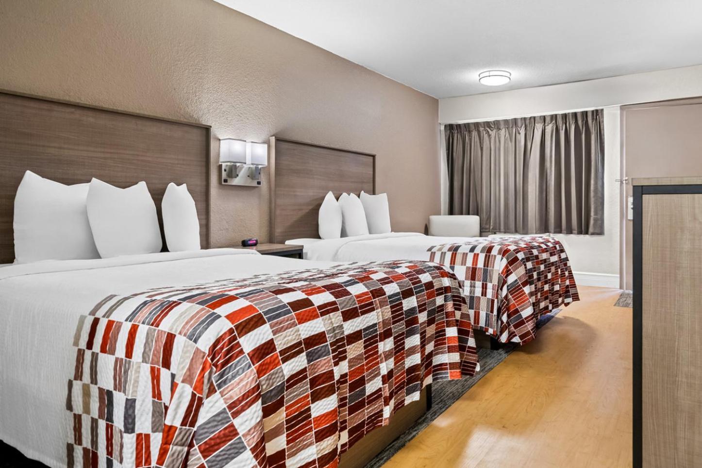 Red Roof Inn Tampa Fairgrounds - Casino Mango Bagian luar foto