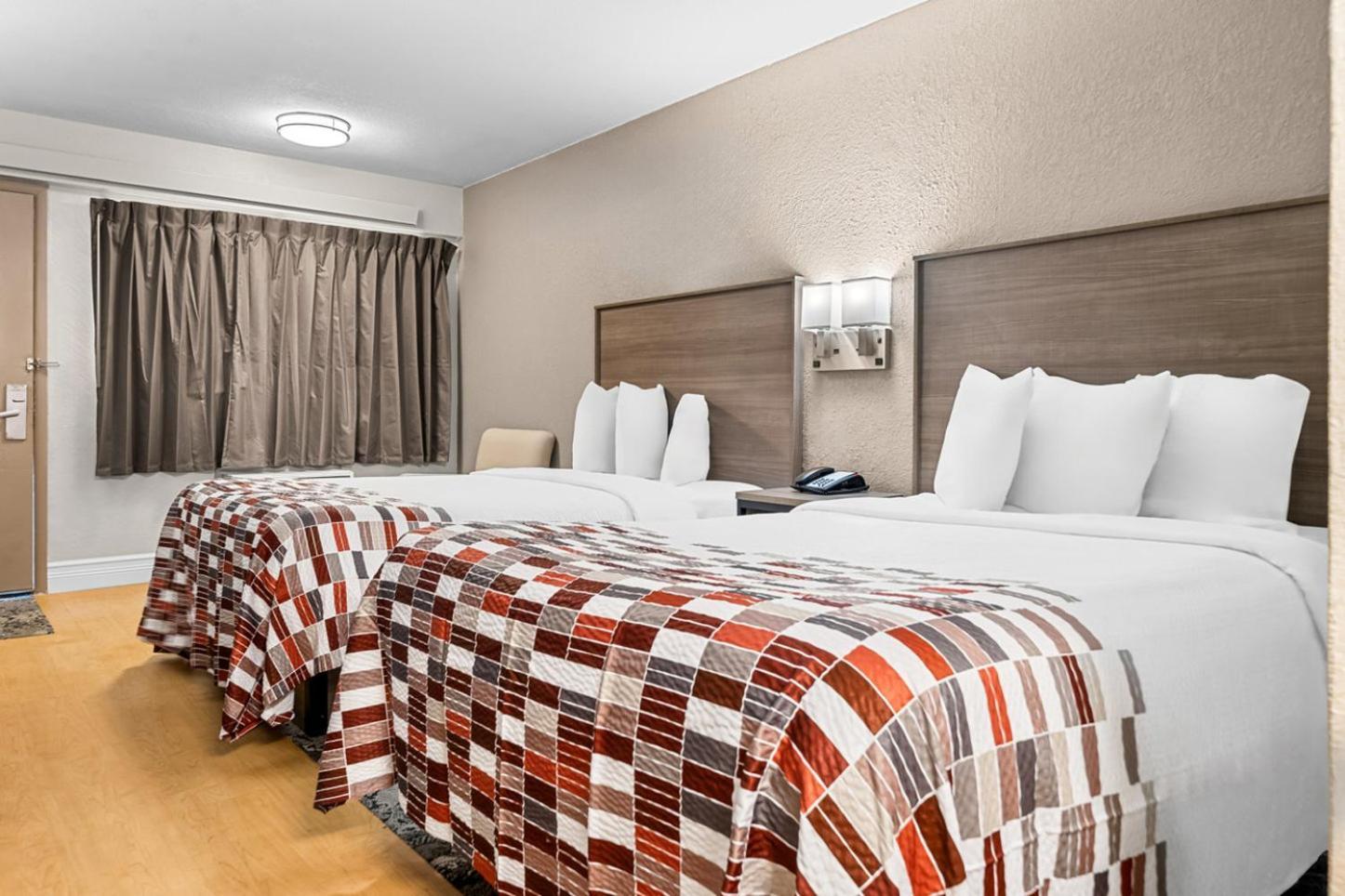 Red Roof Inn Tampa Fairgrounds - Casino Mango Bagian luar foto