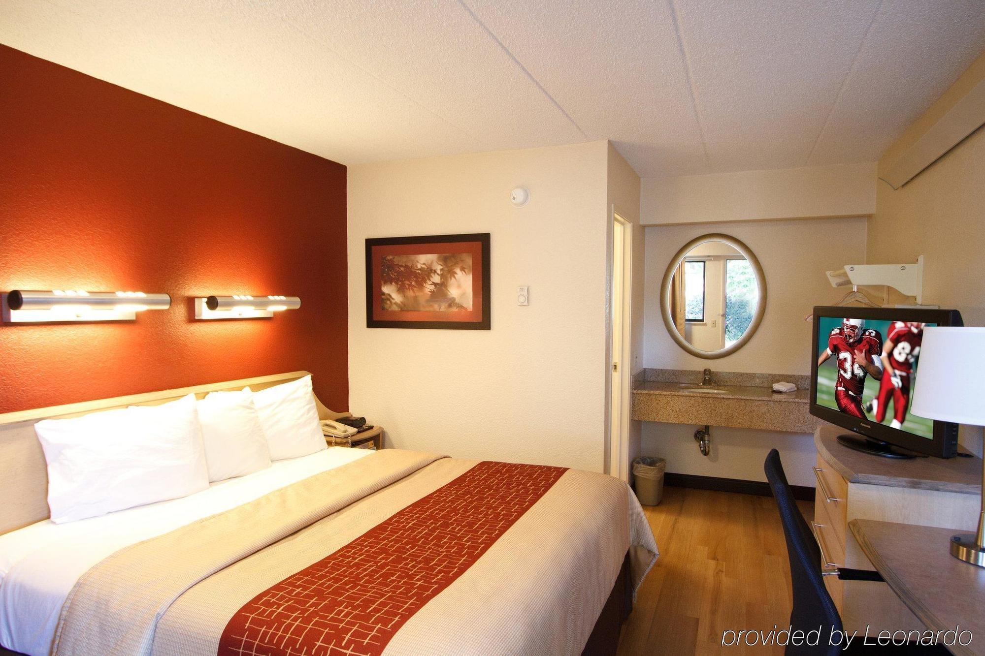 Red Roof Inn Tampa Fairgrounds - Casino Mango Bagian luar foto