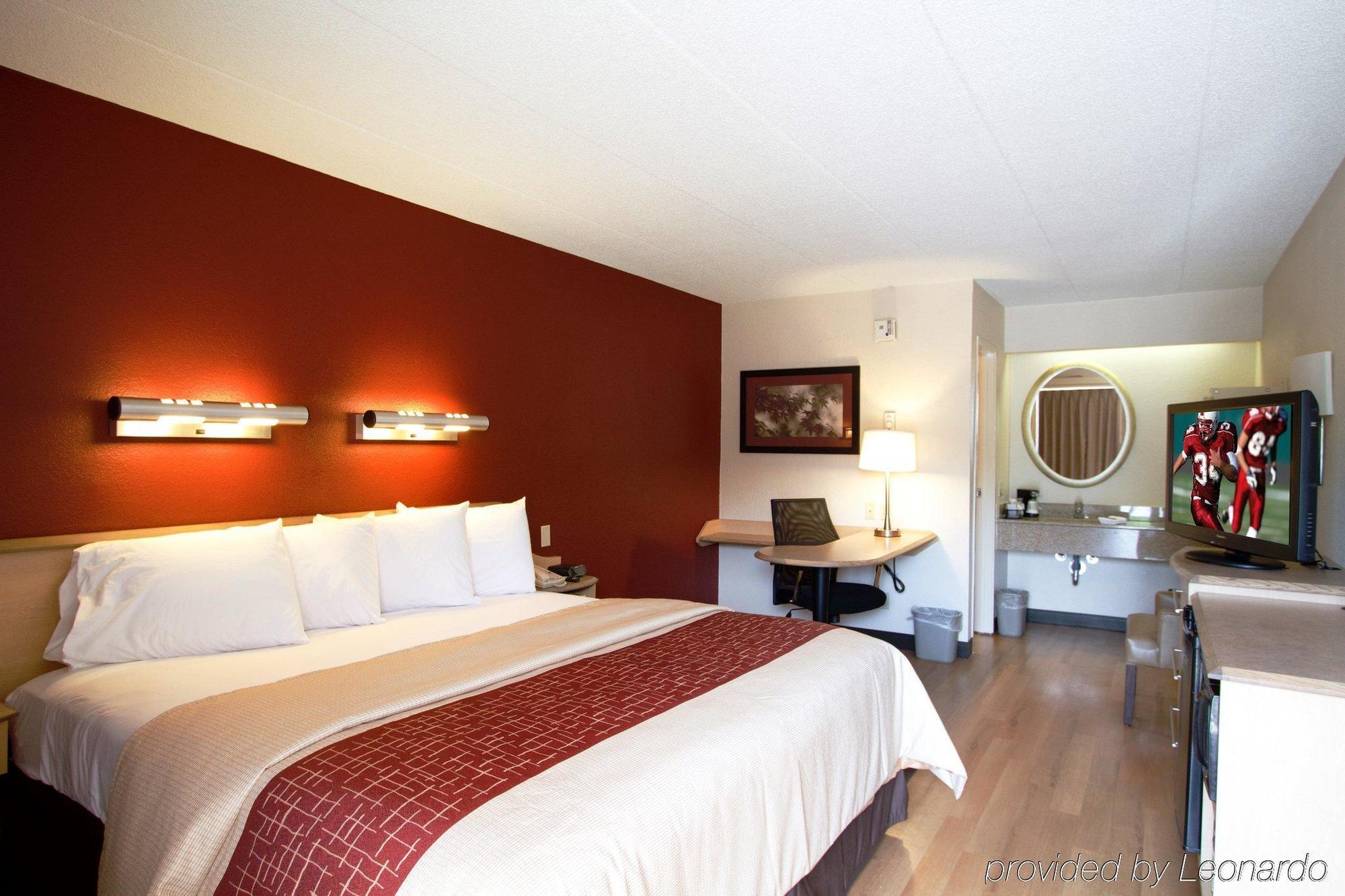 Red Roof Inn Tampa Fairgrounds - Casino Mango Bagian luar foto