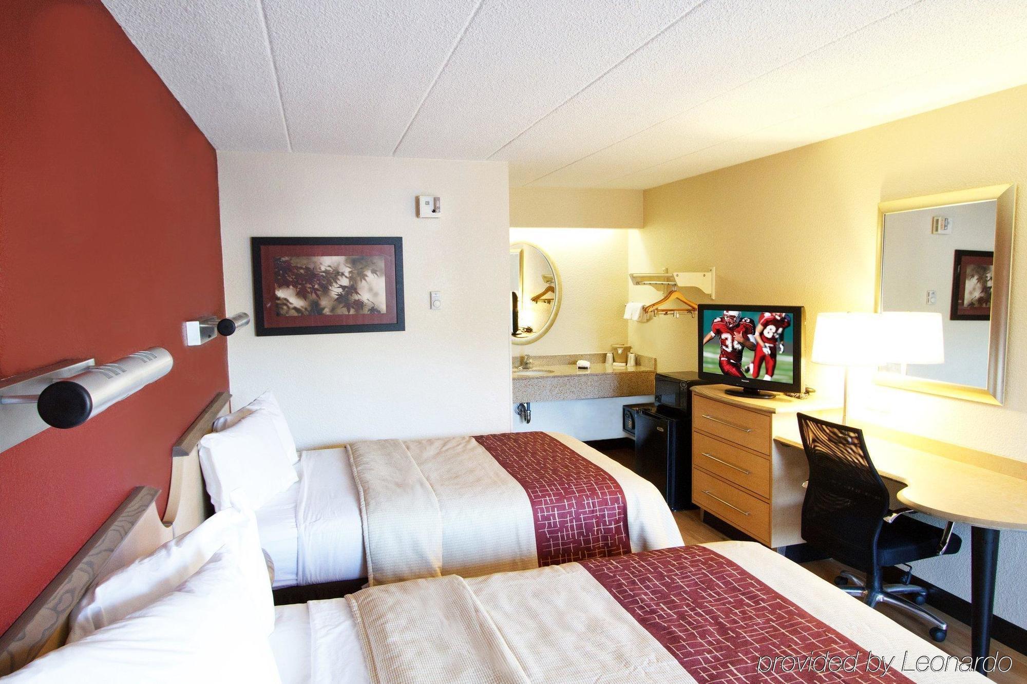 Red Roof Inn Tampa Fairgrounds - Casino Mango Bagian luar foto