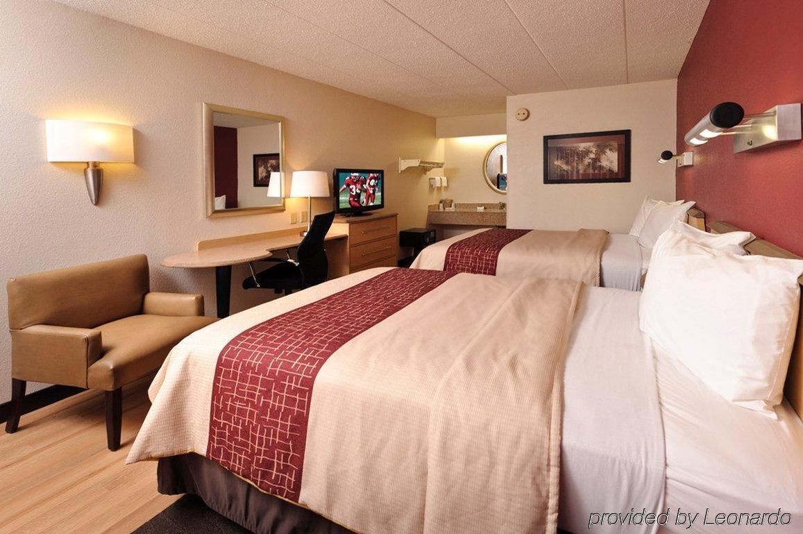 Red Roof Inn Tampa Fairgrounds - Casino Mango Bagian luar foto